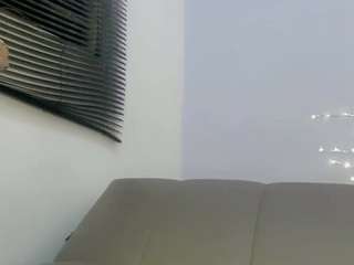  mishel-hott chat room