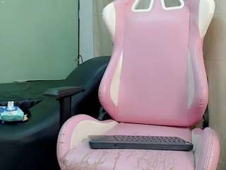 mishel-hott Teen live webcam
