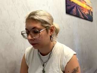 pandorakenely Live Webcam on CamSoda