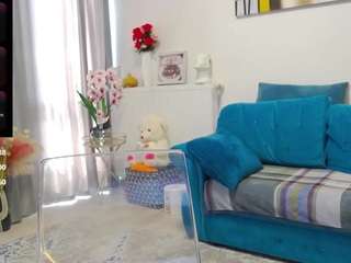 ScarletTemptations live cam preview