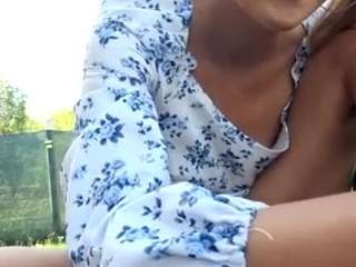 sexyriskygirl