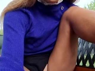 sexyriskygirl
