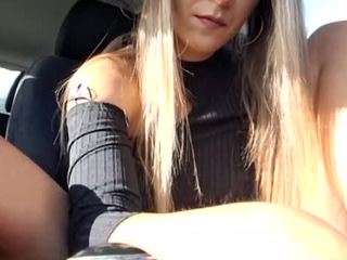 sexyriskygirl
