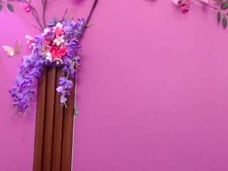 skinnysofia18 webcam model