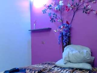 Live stream of skinnysofia18