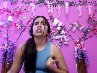 skinnysofia18