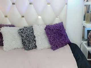 veronica-misst webcam model