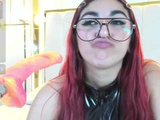 cherryflame-vc live webcam show