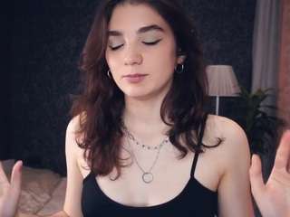 chloemanivong webcam