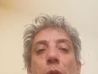 fingerbutt webcam model