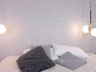 jazlin-angels Live Webcam on CamSoda