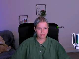  kaela-spell chat room