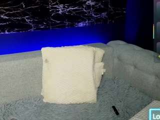 kaylajoyy's CamSoda show and profile