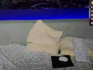 le modèle kaylajoyy est en webcam porno dans un show sur le site camsoda, il possède les tags suivants: ahegao,black hair,brown eyes,deepthroat,dirty talk,double penetration,joi,lovense,no drinking,orgasm,skinny,toys,hd,small tits,squirt