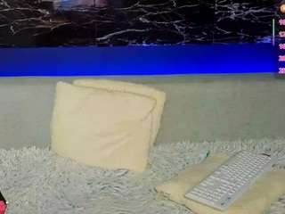 kaylajoyy's CamSoda show and profile