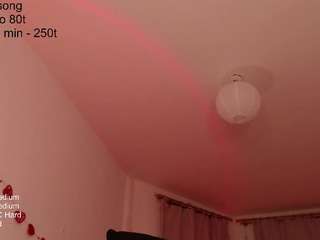 mayrumey's CamSoda show and profile