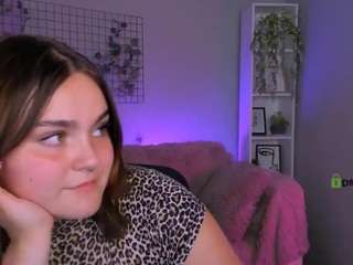  megan-moon1 chat room