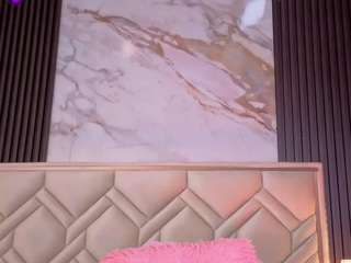 le modèle miaafarrel est en webcam porno dans un show sur le site camsoda, il possède les tags suivants: anal,no drinking,tattoos,striptease,squirter,small tits,sex toys,pussy,orgasm,no smoking,hazel eyes,anal toys,erotic dance,dildo or vibrator,curvy,butt plug,brown eyes,black hair,ass clapping,ass