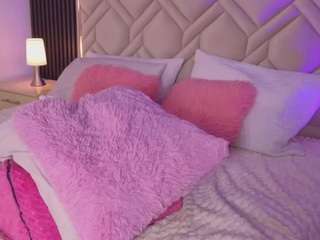 le modèle miaafarrel est en webcam porno dans un show sur le site camsoda, il possède les tags suivants: anal,no drinking,tattoos,striptease,squirter,small tits,sex toys,pussy,orgasm,no smoking,hazel eyes,anal toys,erotic dance,dildo or vibrator,curvy,butt plug,brown eyes,black hair,ass clapping,ass