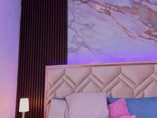 miaafarrel's live room