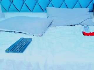  miaagomez chat room