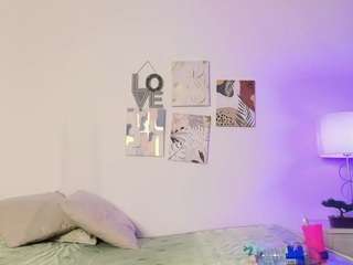 nahla-ebony webcam
