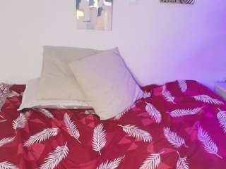 nahla-ebony webcam