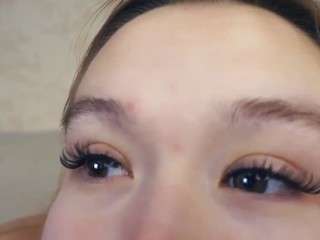 samanthamosko's CamSoda show and profile