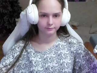 sharriburkel's CamSoda show and profile