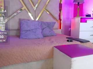 le modèle ashleyparkerr est en webcam porno dans un show sur le site camsoda, il possède les tags suivants: anal toys,asian,bdsm,dirty talk,ebony,japanese,korean,orgasm,sph,tattoos,hd