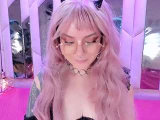 bizzynoar Live Webcam on CamSoda