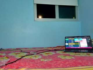 VictoriaXecret live webcam show