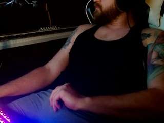 beardbellyandtattoos Live Webcam on CamSoda