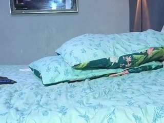 scarlethnyx's CamSoda show and profile