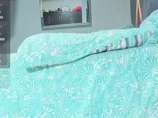 scarlethnyx live cam profile