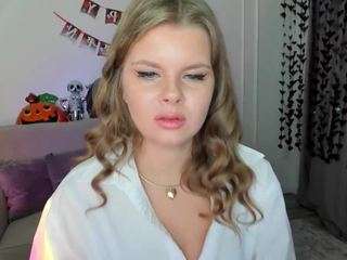 wildedesire Live Webcam on CamSoda