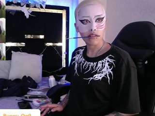 bunny-0's CamSoda show and profile