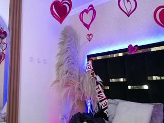 bunny-0's CamSoda show and profile