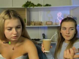  kity-blonde chat room