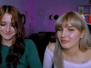  lia-sunset chat room