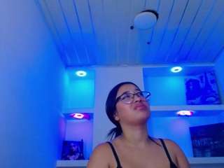 susan-moore29 Live Webcam on CamSoda