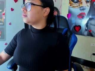 susan-moore29's CamSoda show and profile