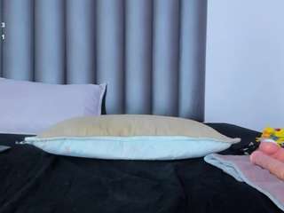 alisha-ebonyy's live room