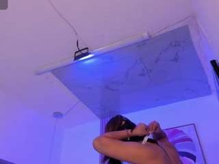 Acest model este live acum. cloexbillyy