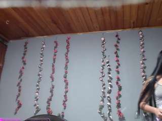 hilari18 Live Webcam on CamSoda