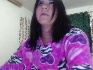 hilari18 — LIVE on Camsoda