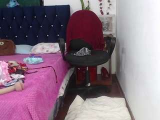 hilari live webcam show