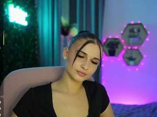 bettygrey Live Webcam on CamSoda