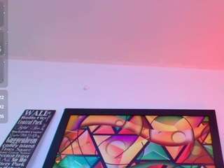 elinne-hendrix's CamSoda show and profile