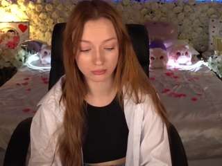 foxymayy live cam profile